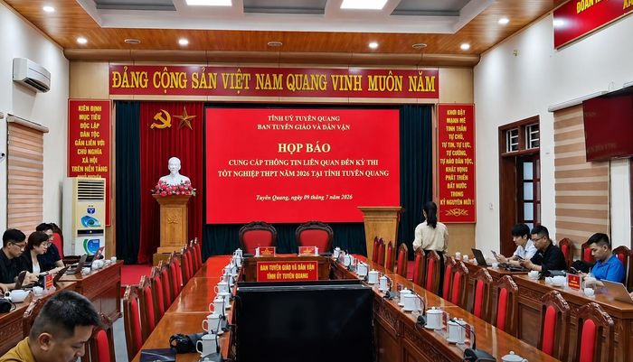 UBND tỉnh Tuyên Quang tổ chức họp báo thông tin về Kỳ thi tốt nghiệp THPT năm 2026.
