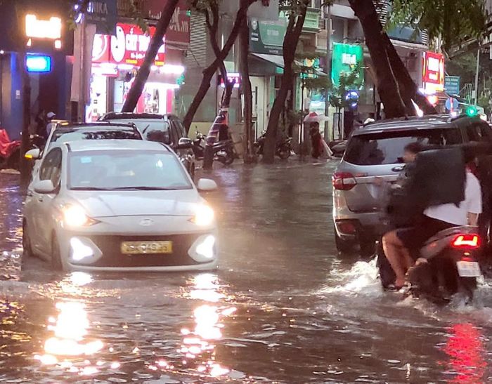Theo dự báo, từ đêm 10/7, mưa lớn tại khu vực vùng núi, trung du Bắc Bộ và Quảng Ninh sẽ có xu hướng giảm dần