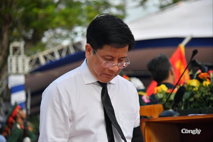 Ông Hồ Văn Mừng, Chủ tịch UBND tỉnh An Giang đã đọc điếu văn truy điệu