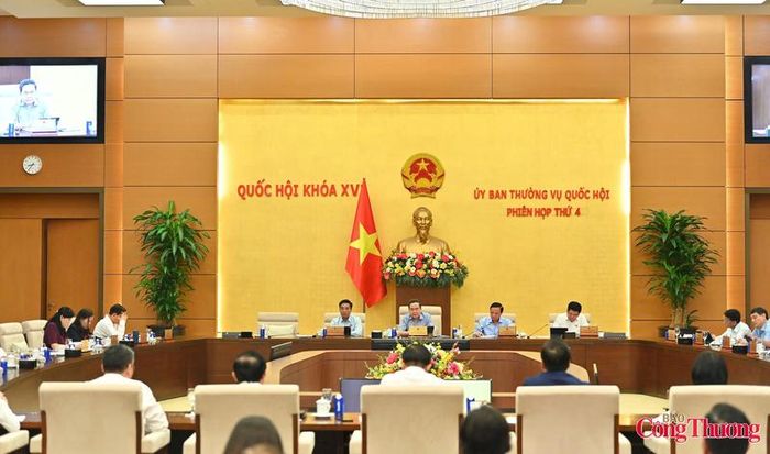 Ủy ban Thường vụ Quốc hội đã cho ý kiến về dự án Luật Dầu khí (sửa đổi)