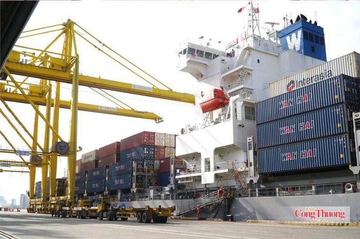 Theo các chuyên gia, Đà Nẵng hội đủ điều kiện là cửa ngõ quốc gia.