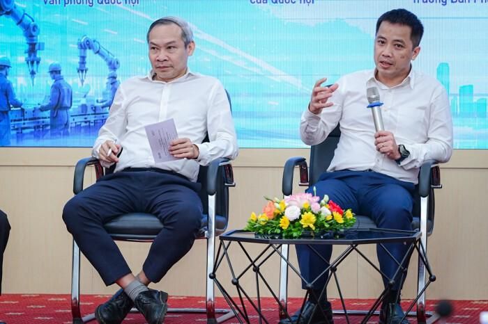 Ông Đậu Anh Tuấn, Phó Tổng thư ký, Trưởng Ban Pháp chế VCCI đề xuất về Mô hình “Bác sĩ doanh nghiệp”. (Ảnh: Báo Nhân Dân)