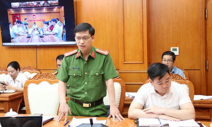  Đại diện Công an tỉnh cho biết sẽ tập trung cao hỗ trợ các địa phương xác định thông tin chủ sử dụng thửa đất đang sinh sống ở ngoài tỉnh. 