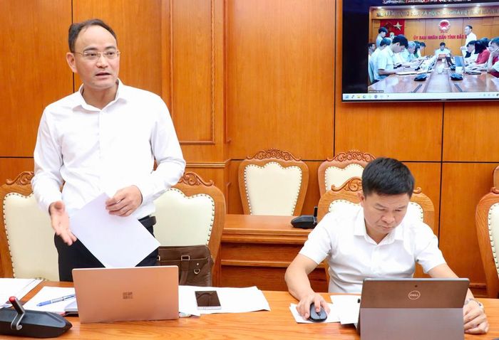  Lãnh đạo Sở Nông nghiệp và Môi trường trao đổi về những giải pháp để đẩy nhanh tiến độ làm sạch, làm giàu dữ liệu. 