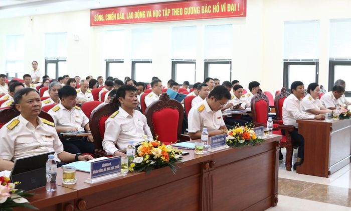 Các đại biểu dự hội nghị.