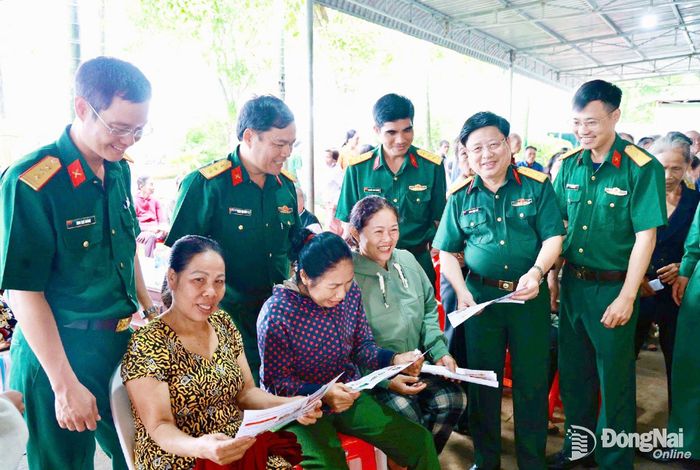  Binh đoàn 16 tuyên truyền, mục tiêu, ý nghĩa các dự án phát triển kinh tế - xã hội gắn với củng cố quốc phòng, an ninh trên địa bàn biên giới.