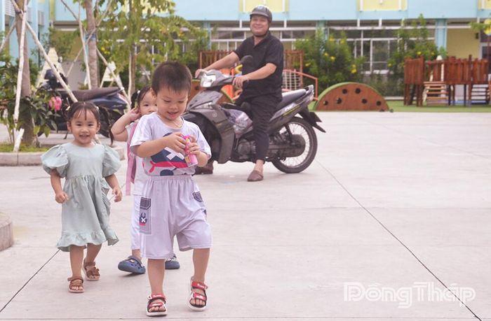 Đồng Tháp phấn đấu đến năm 2030 hoàn thành phổ cập giáo dục mầm non cho trẻ em từ 3 - 5 tuổi trên địa bàn tỉnh.