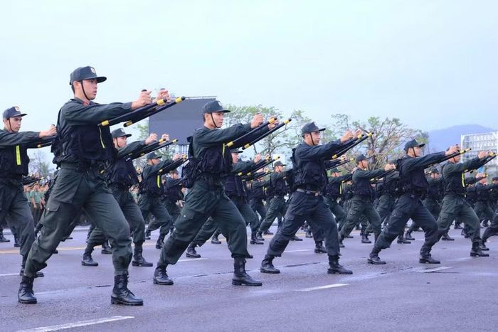  Lực lượng Công an tỉnh ra quân cao điểm tấn công trấn áp tội phạm, bảo đảm an ninh trật tự trong thời gian diễn ra Đại hội đại biểu toàn quốc lần thứ XIV của Đảng, bầu cử đại biểu Quốc hội khóa XVI và HĐND các cấp nhiệm kỳ 2026-2031. Ảnh: H.S 