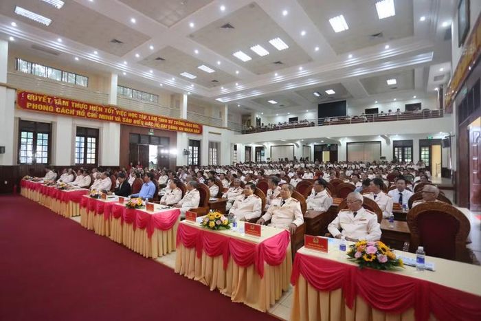 Các đại biểu tham dự buổi gặp mặt Ngày truyền thống lực lượng An ninh nhân dân. Ảnh: Văn Ngọc