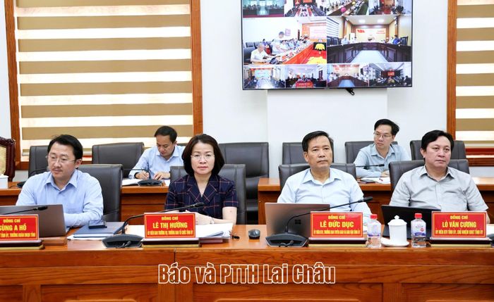 Các đại biểu dự họp tại điểm cầu tỉnh.