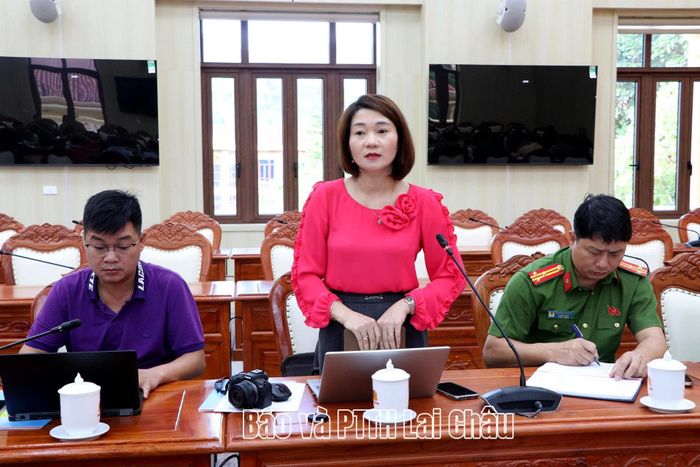 Đại diện các cơ quan báo chí Trung ương và địa phương trao đổi các vấn đề quan tâm.