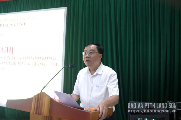 Chủ tịch Liên minh HTX tỉnh phát biểu tại hội nghị