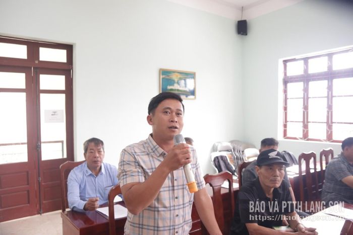 Đại diện HTX nêu ý kiến tại hội nghị