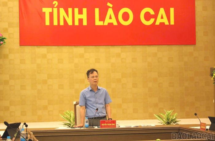 Đồng chí Nguyễn Thành Sinh - Phó Chủ tịch UBND tỉnh phát biểu kết luận buổi làm việc.