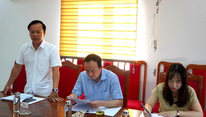 Đại diện lãnh đạo Sở Nội vụ phát biểu ý kiến - Ảnh: H.Tr
