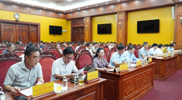 Đại biểu tham dự phiên họp - Ảnh: Q.V