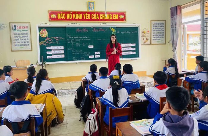 Đổi mới phương pháp dạy học là một trong những nhiệm vụ quan trọng được các trường học trên địa bàn xã Bố Trạch chú trọng thực hiện - Ảnh: L.M