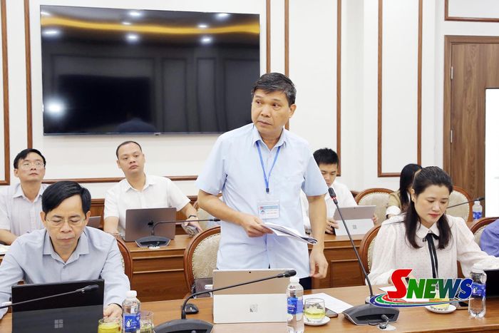 Lãnh đạo Sở Khoa học và Công nghệ tỉnh phát biểu tại cuộc họp.