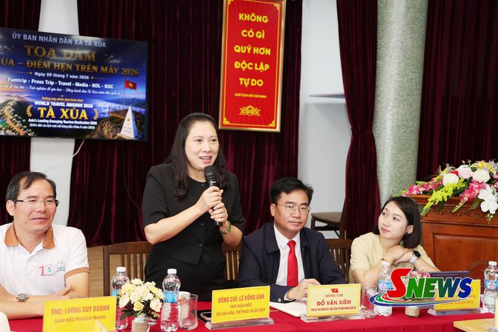 Lãnh đạo Sở Văn hóa, Thể thao và Du lịch phát biểu tại tọa đàm.