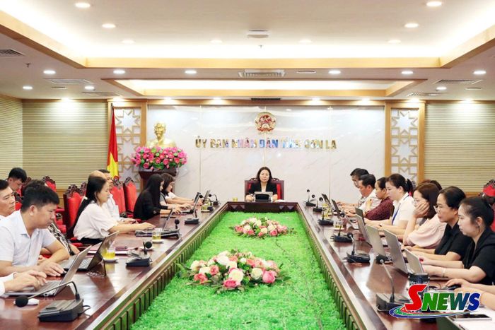 Các đại biểu dự hội nghị tại điểm cầu tỉnh Sơn La.