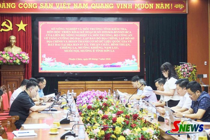 Sở Nông nghiệp và Môi trường họp kiểm tra, đôn đốc tiến độ xây dựng cơ sở dữ liệu đất đai đối với 7 xã khu vực Thuận Châu cũ.