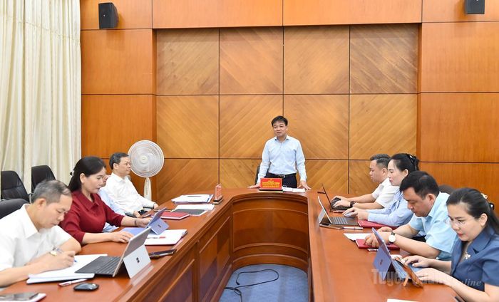 Các đại biểu tham gia thảo luận tại Tổ thảo luận số 2.