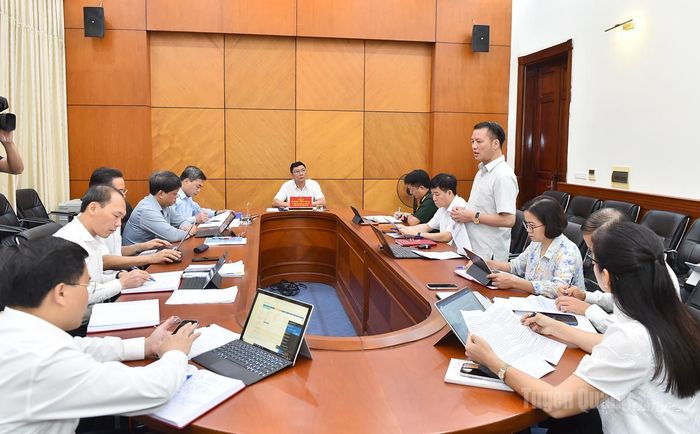 Đại biểu tham gia thảo luận tại Tổ thảo luận số 3.