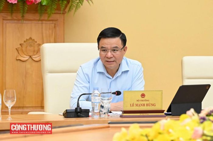 Bộ trưởng Bộ Công Thương Lê Mạnh Hùng chủ trì cuộc họp