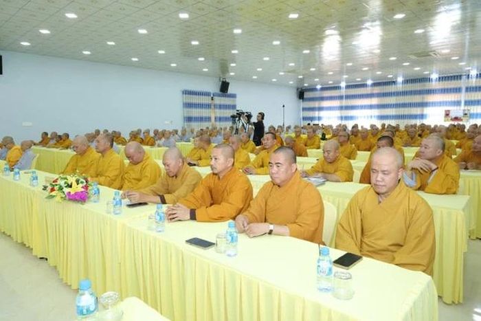 Khóa tập huấn có 200 Tăng Ni tham dự