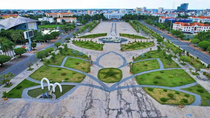 Lễ khai mạc và lễ hội Khinh khí cầu sẽ tổ chức tại Quảng trường Hùng Vương (phường Bạc Liêu, tỉnh Cà Mau).