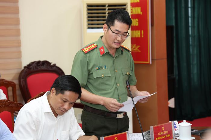 Đại tá Trần Anh Tuấn, Trưởng phòng Tham mưu Công an tỉnh Tuyên Quang thông tin kết quả ban đầu.