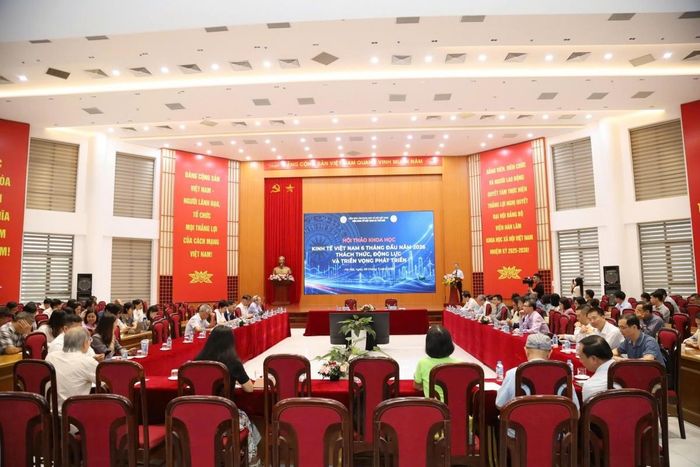 Toàn cảnh hội thảo sáng 9/7. Ảnh: Phương Nam