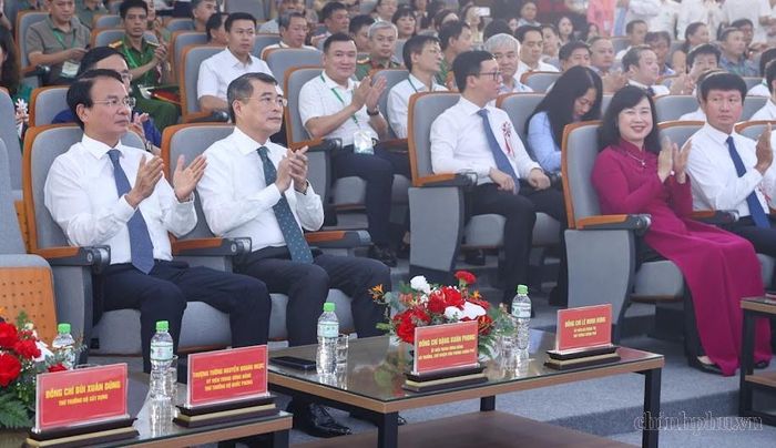 Thủ tướng Chính phủ Lê Minh Hưng và các đại biểu dự buổi lễ - Ảnh: VGP