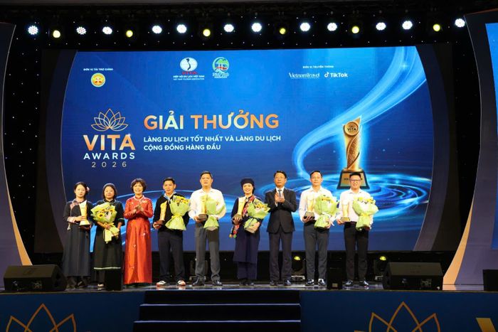 Làng văn hóa du lịch cộng đồng thôn Tha (phường Hà Giang 1) và Làng văn hóa du lịch cộng đồng Nặm Đăm được trao danh hiệu Làng du lịch tốt nhất