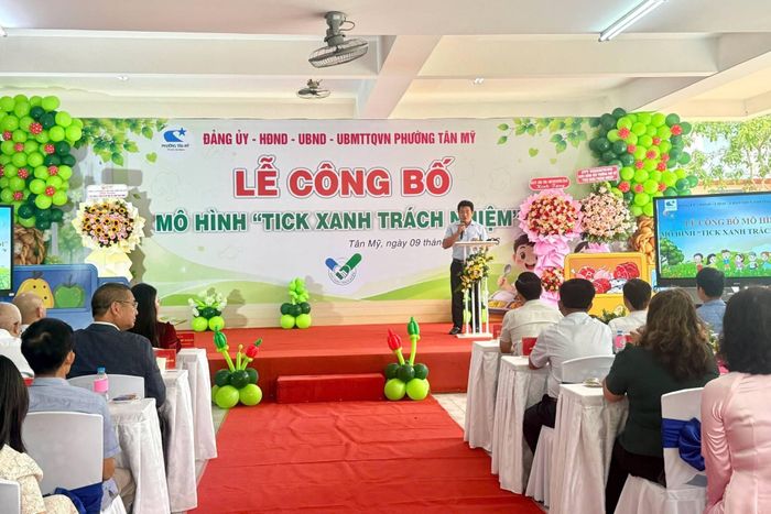 Ông Nguyễn Trường Giang - Phó Chủ tịch UBND phường Tân Mỹ, TP.HCM phát biểu tạilễ công bố chương trình “Tick xanh trách nhiệm”.