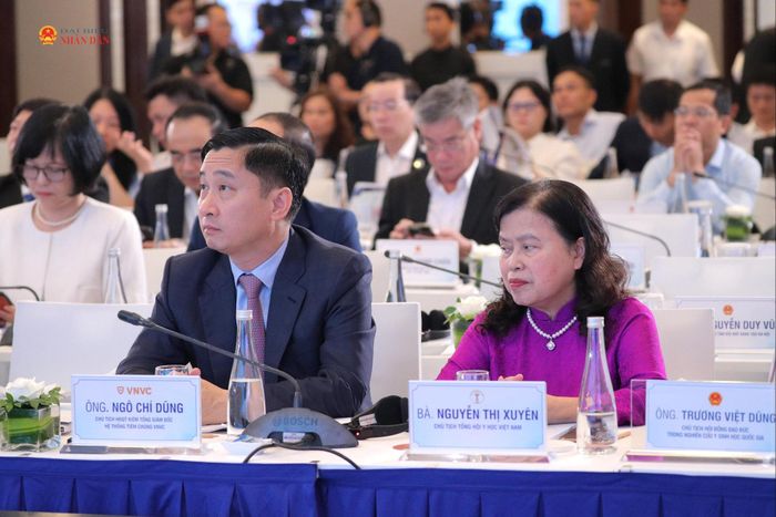 Các đại biểu dự Hội nghị
