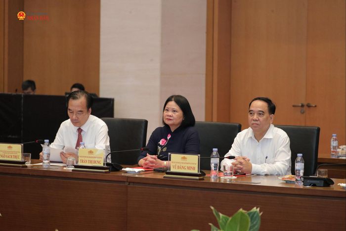 Các đại biểu dự cuộc gặp mặt. Ảnh: Hồ Long