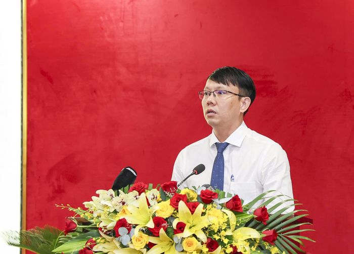 Phó Chủ tịch UBND tỉnh Nguyễn Thanh Hà trả lời chất vấn
