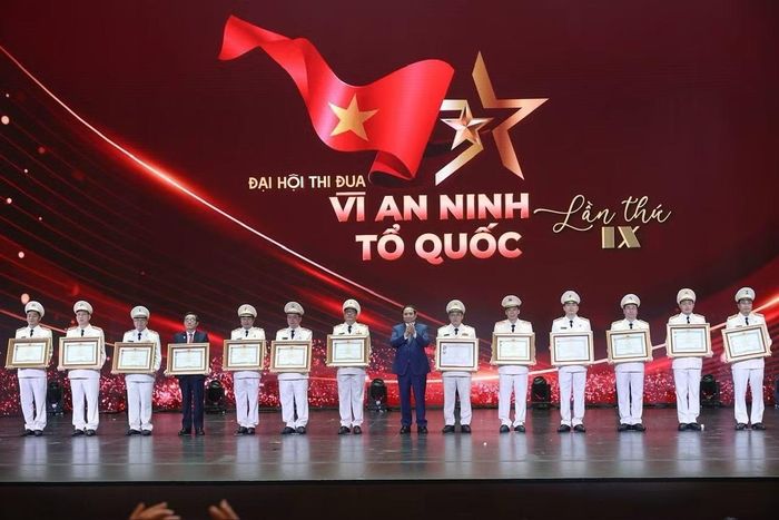 Năm 2025, Phòng ANKT, Công an tỉnh Quảng Ninh vinh dự lần thứ hai được Chủ tịch nước phong tặng danh hiệu Anh hùng Lực lượng vũ trang nhân dân.