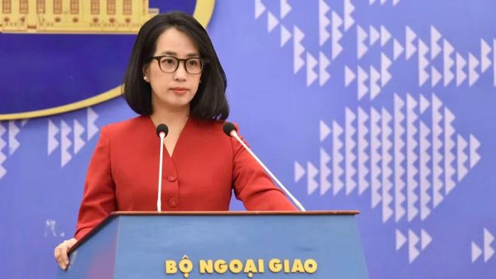 Người phát ngôn Bộ Ngoại giao Phạm Thu Hằng.
