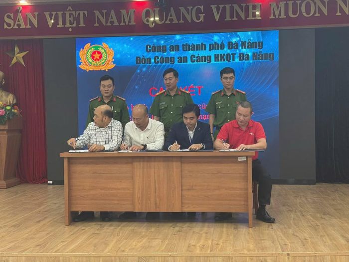 Phong trào thi đua "Ba nhất" góp phần lan tỏa hình ảnh đẹp người chiến sĩ Công an nơi cửa ngõ hàng không.