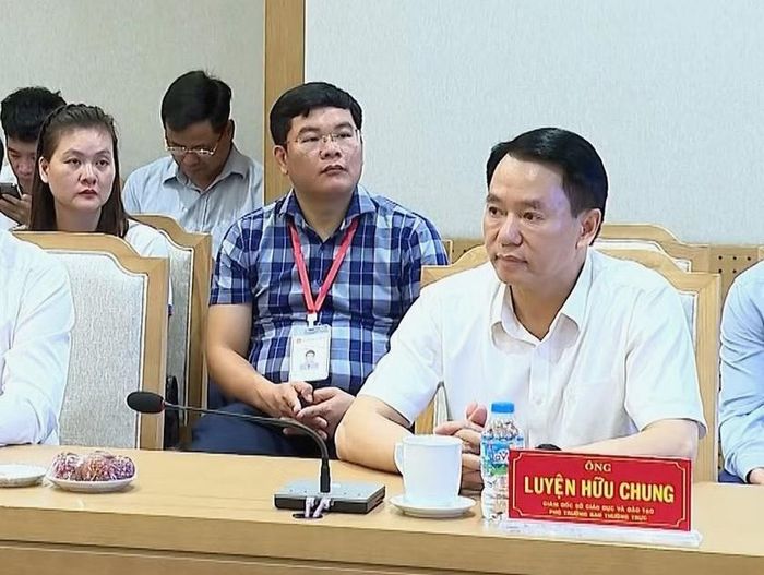 Ông Luyện Hữu Chung - Giám đốc Sở Giáo dục và Đào tạo tỉnh Lào Cai trong buổi gặp gỡ, chỉ đạo công tác thi tốt nghiệp trung học phổ thông 2026. Ảnh: CTV