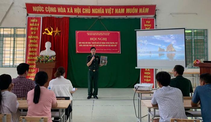 Đồn Biên phòng Cửa khẩu Trà Lĩnh giới thiệu mô hình "Chuyển đổi số trong tuyên truyền phổ biến, giáo dục pháp luật cho nhân dân khu vực biên giới".