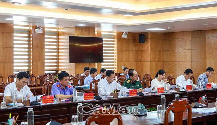Các đại biểu tham dự phiên họp
