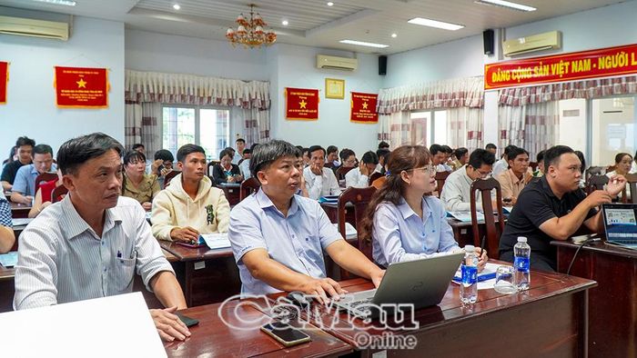 Hội nghị thu hút hơn 60 đại biểu là chủ thể OCOP, cơ sở sản xuất và hợp tác xã trên địa bàn tham dự.