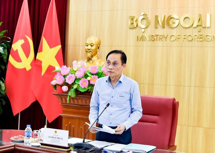 Bộ trưởng Bộ Ngoại giao Lê Hoài Trung phát biểu tại cuộc họp. Ảnh: QUANG HÒA