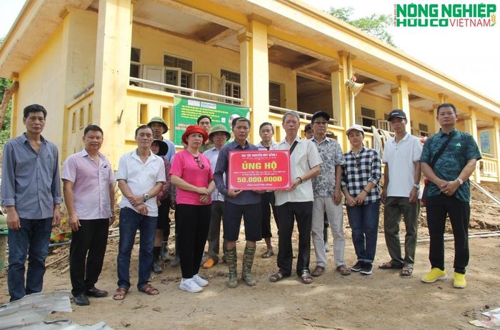 Gia tộc Nguyễn Huy Kềnh 1 (Triều Khúc, phường Thanh Liệt, TP. Hà Nội) là tập thể nổi bật với nhiều chương trình từ thiện được lan tỏa rộng khắp trên cả nước.