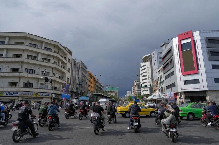 Trung tâm thành phố Tehran, Iran. (Ảnh: AP)