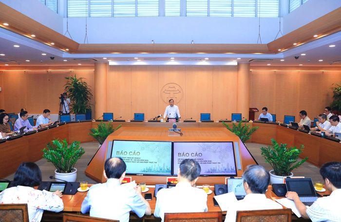 Chủ tịch UBND thành phố Hà Nội Vũ Đại Thắng phát biểu chỉ đạo. Ảnh: Viết Thành