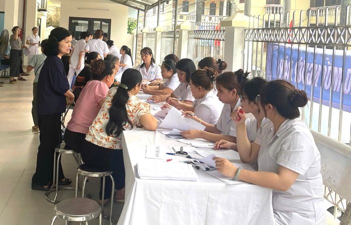 Công đoàn phường có nhiều hoạt động chăm lo cho đoàn viên, người lao động. Ảnh PV